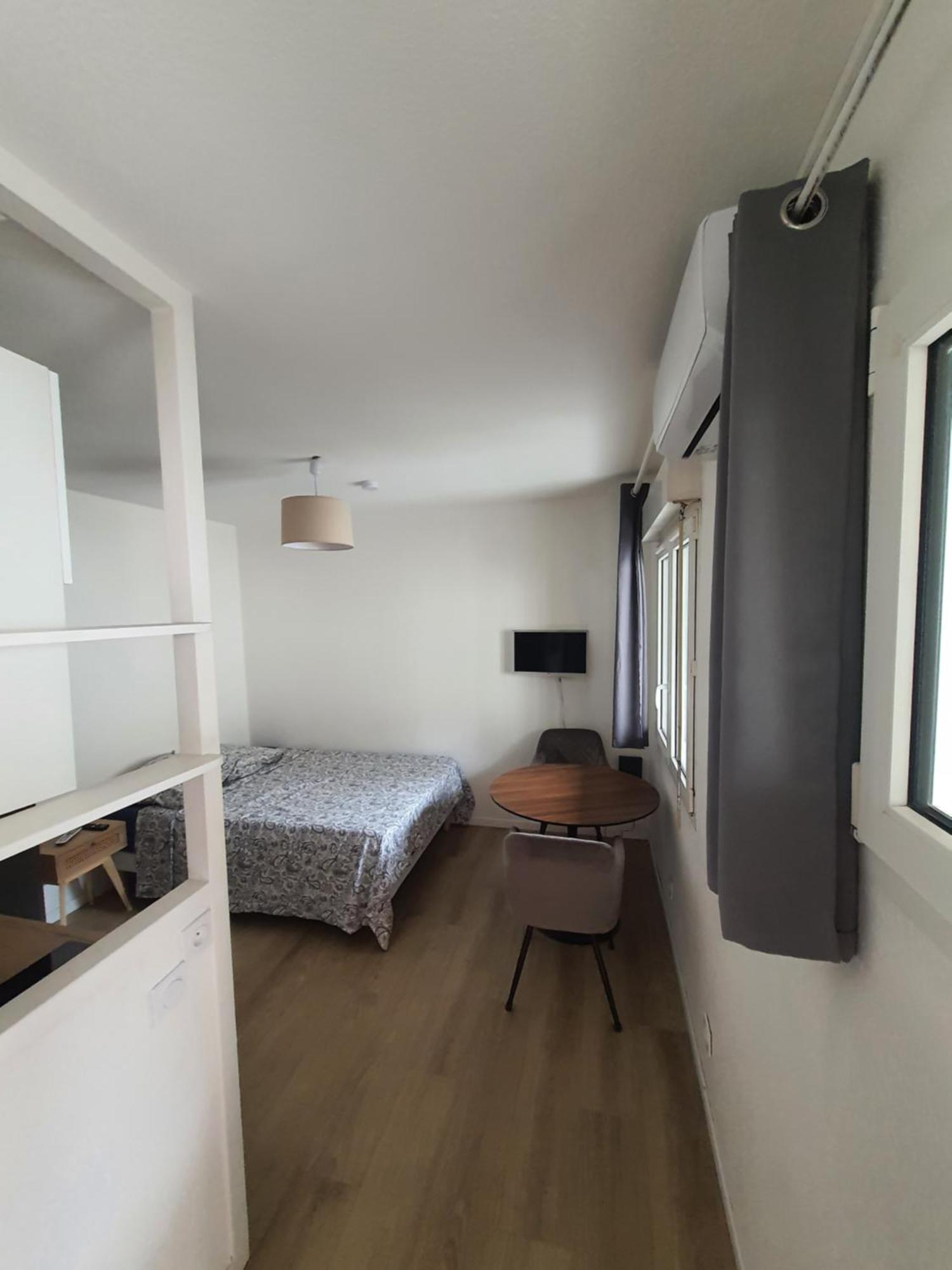 Studio Au Calme Espace Exterieur Parking Gratuit Dans La Rue Grenoble Exterior photo